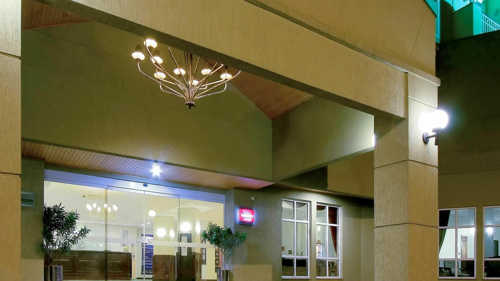 Mercure Jaraguá do Sul فندق