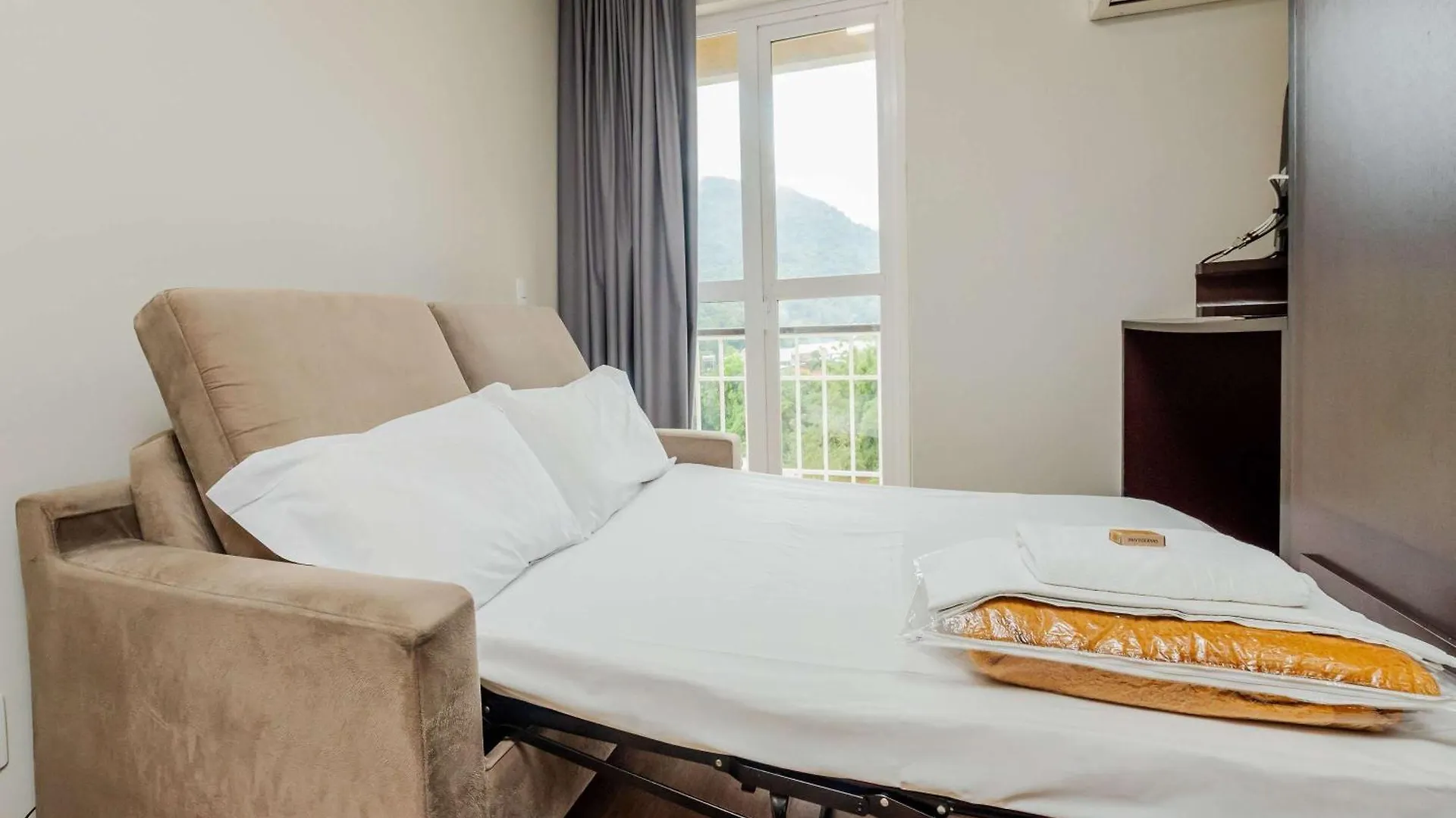 Mercure Jaraguá do Sul 4*,  ברזיל